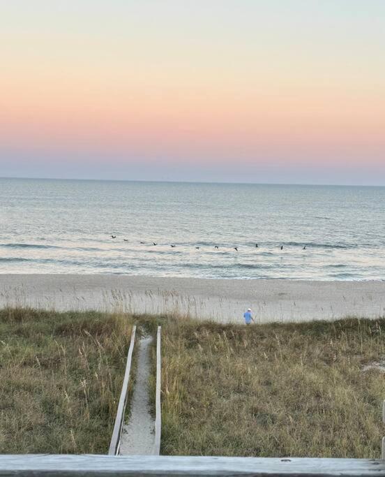 Living The Dream On The Beach! Carolina Beach Zewnętrze zdjęcie